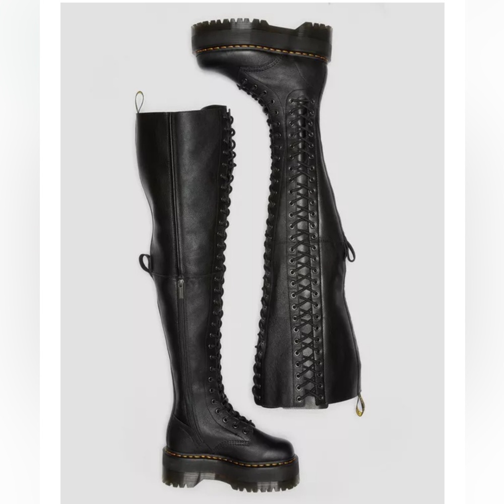 DR. MARTENS Azreya MAX 26 Eye PLATFORM 11 Women’s 10 Men’s NIB RARE LAST ONE